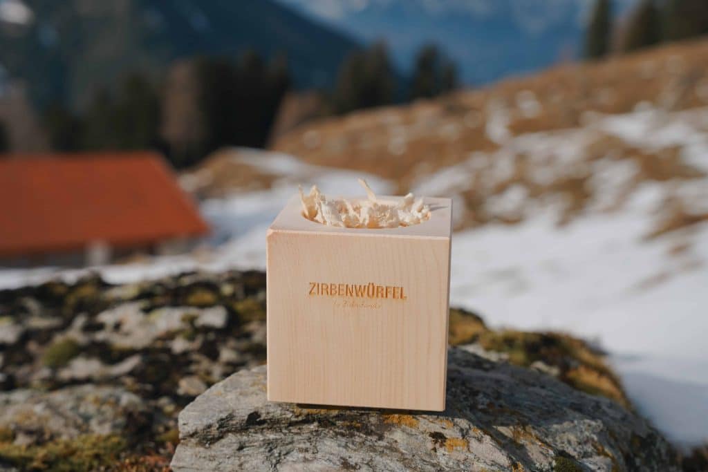 Zirbenwürfel von AlpenXund